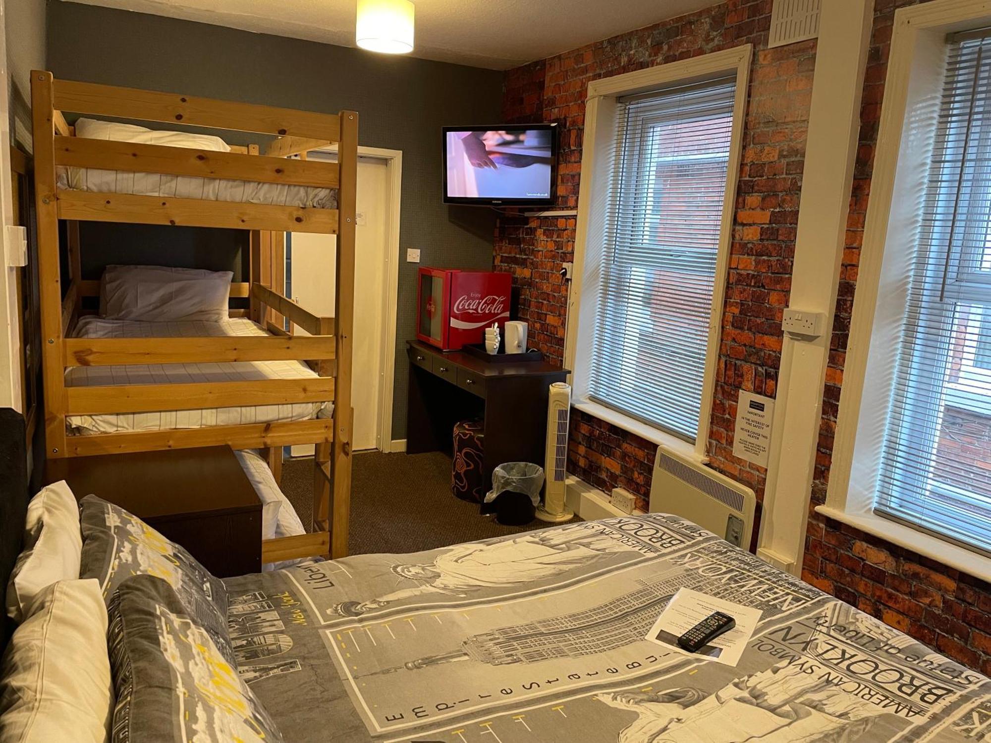 Hotel Bromptons Blackpool Esterno foto