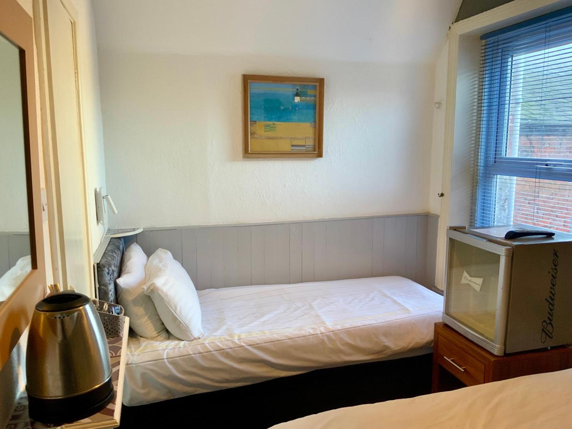 Hotel Bromptons Blackpool Esterno foto